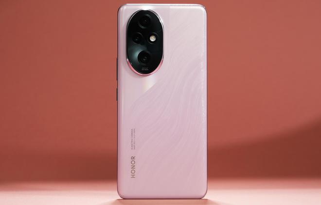 荣耀Magic7荣耀300Ultra、300Pro、2Pro四款机型优缺点对比(图3)