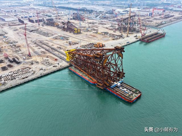 珠海：文昌16-2油田开发项目新建平台陆地建造完工