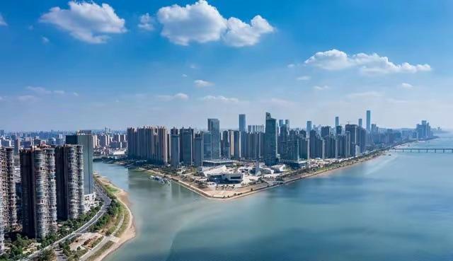 2025年我国16个准一线合肥领先厦门(图3)