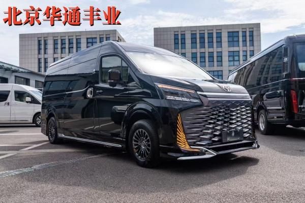2025款丰田海狮7座报价丰田海狮配置图片(图1)