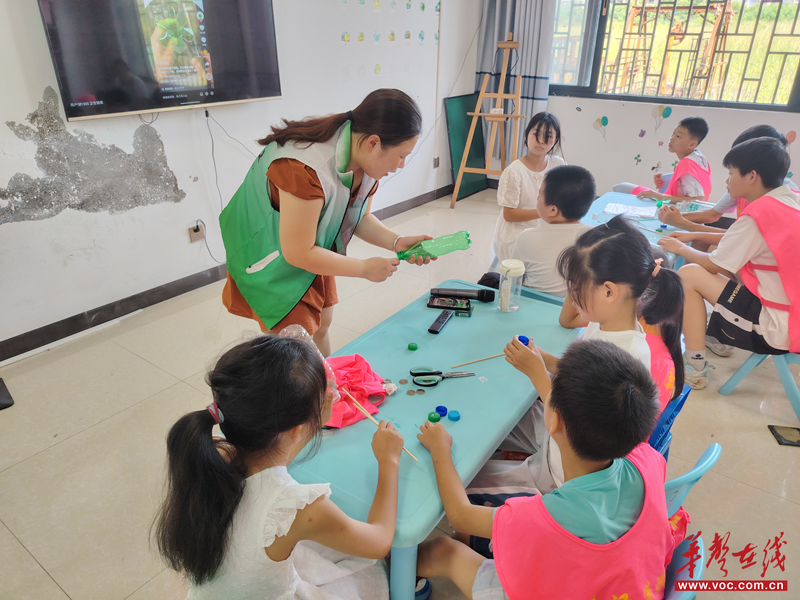 “拥抱科技·童梦未来”永兴县塘门村少年儿童开启探秘风力科学之旅(图1)