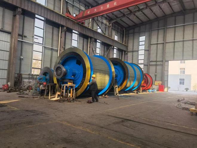 变频绞车多少钱鹤壁润铭矿山机械的变频绞车性价比高吗？(图3)