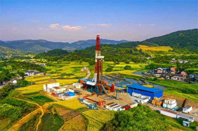 国内首个！中国石油川南页岩气田累产气破千亿立方米(图3)