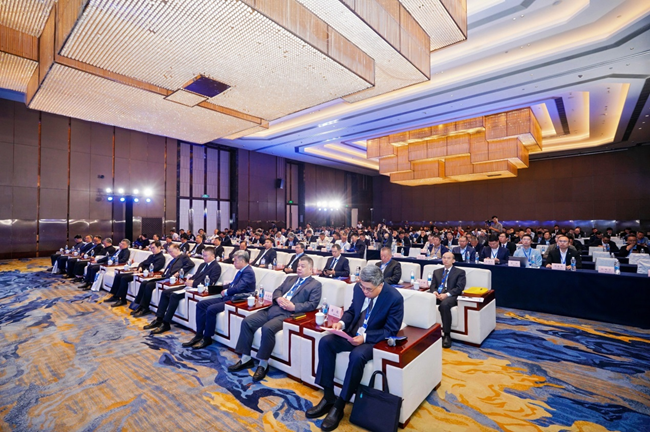 行业盛会万众瞩目2025中国重型机械科技大会在河南郑州成功举办