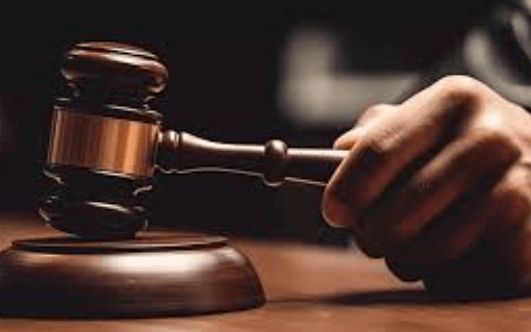 大风追踪“男子被钻机拧断胳膊难获37万工伤补助金”：法院查封的800吨煤拍卖前被矿方私售(图3)