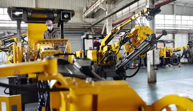 科技赋能集群竞逐张家口加速构建现代制造业新体系