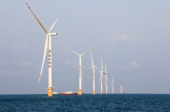 “白色森林”装上智慧大脑山东探路海上风电运维新模式
