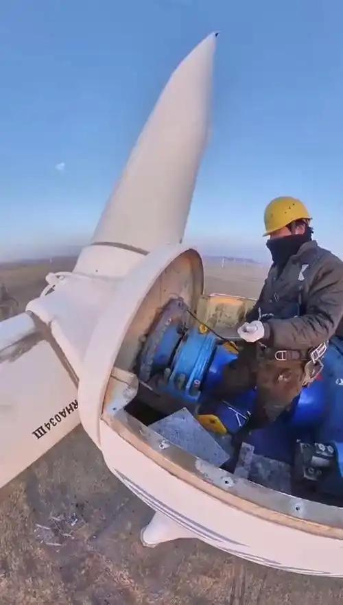 一台造价千万元的风力发电机转一圈能发多少度电？能赚钱吗？(图13)