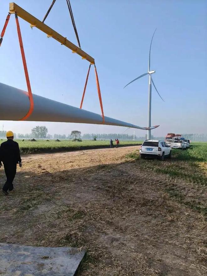 一台造价千万元的风力发电机转一圈能发多少度电？能赚钱吗？(图25)