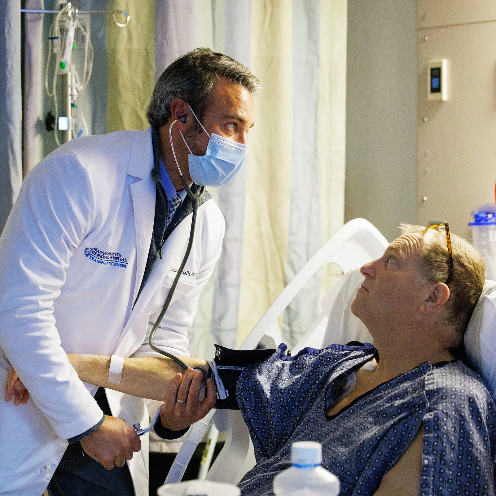 《科学》杂志评出2025年度十大突破中国引领全球可再生能源发展居榜首(图9)