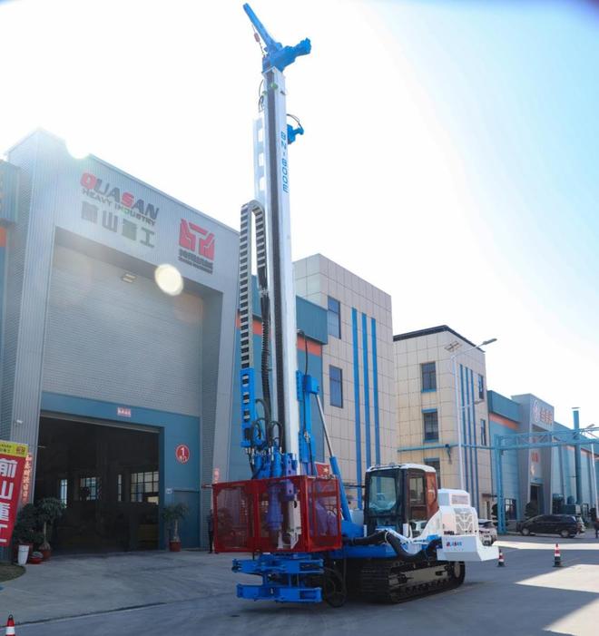 前山重工BN-800E大口径全液压潜孔钻机彰显技术硬实力(图1)