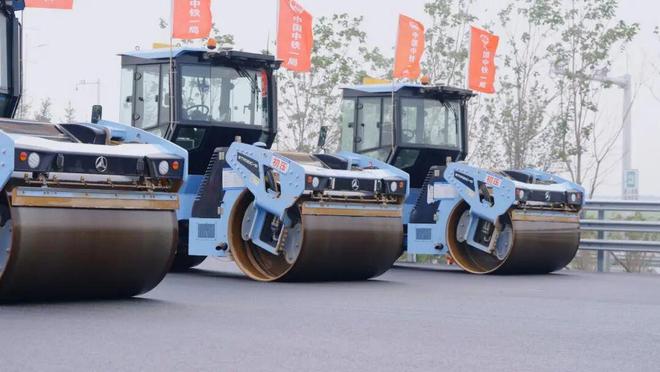 挖掘机指数：外贸三连涨港口设备工作量暴增(图7)